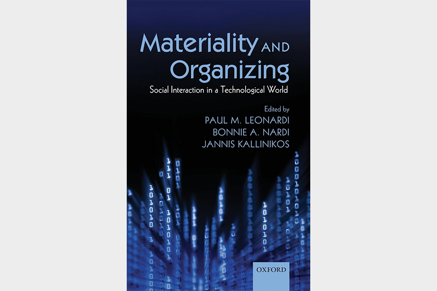 Materiality and Organizing: Social Interaction in a Technological World